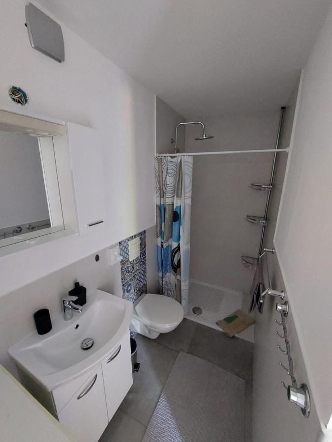 Apartman Sunset Plomin Exteriér fotografie