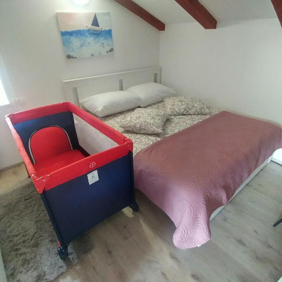 Apartman Sunset Plomin Exteriér fotografie