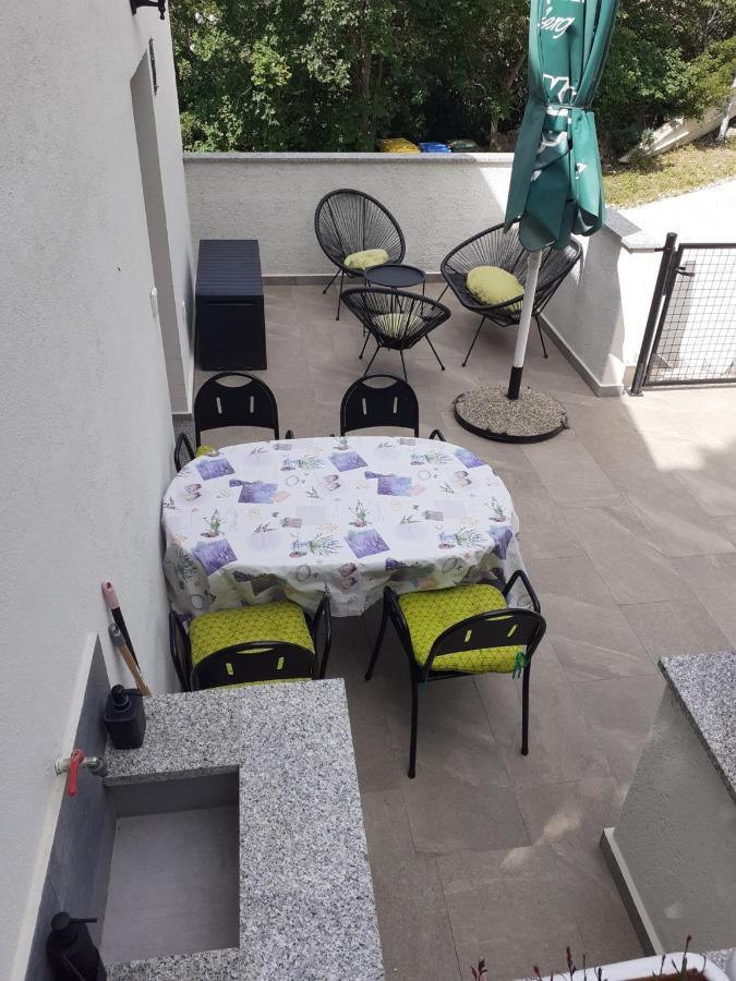 Apartman Sunset Plomin Exteriér fotografie