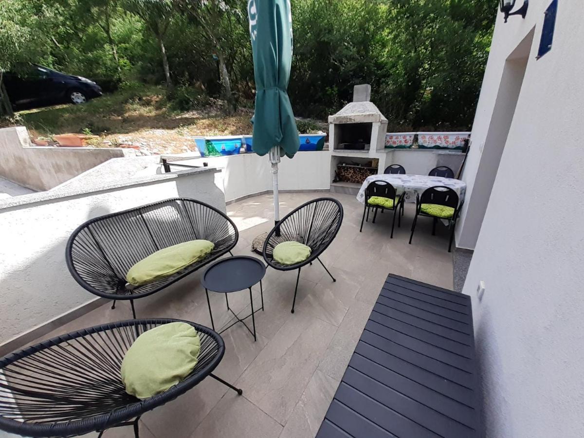 Apartman Sunset Plomin Exteriér fotografie